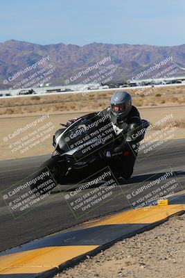 media/Dec-10-2023-SoCal Trackdays (Sun) [[0ce70f5433]]/Turn 9 Inside Set 1 (1115am)/